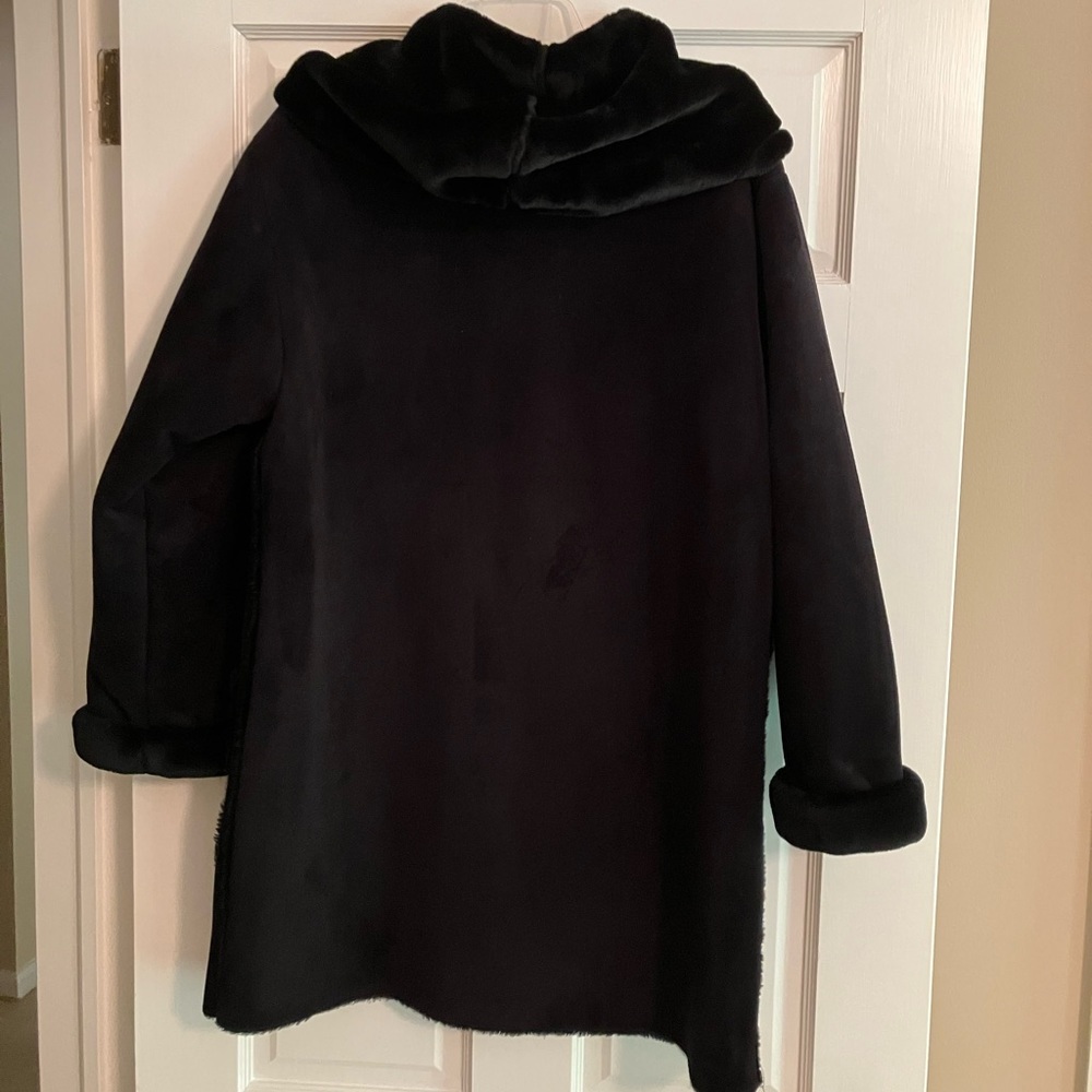 Jones New York Small Faux Suede black coat - Picture 3 of 16